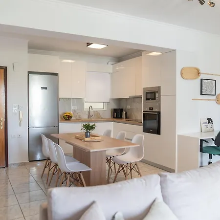 Island Memories Ampavris