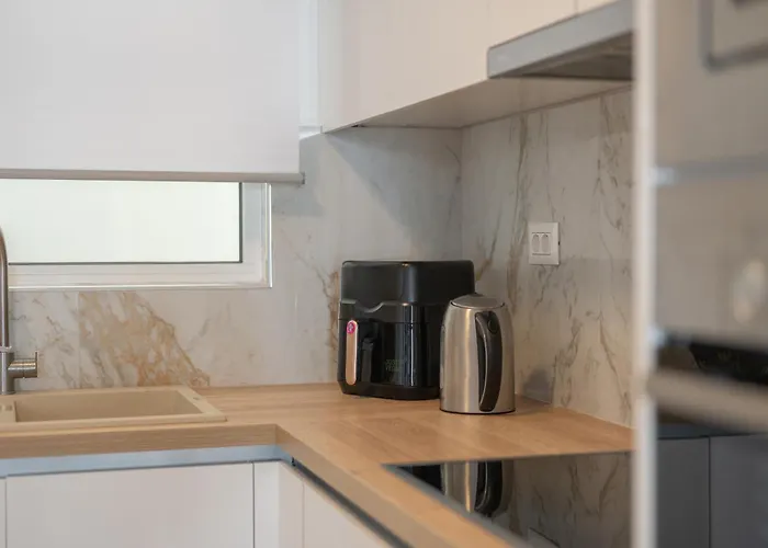 Island Memories * Ampavris