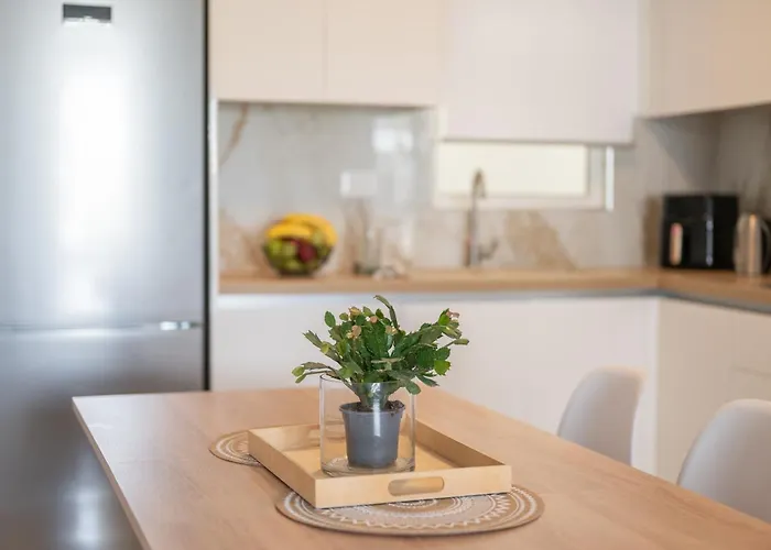 Island Memories * Ampavris