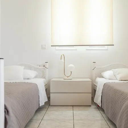 Island Memories Ampavris